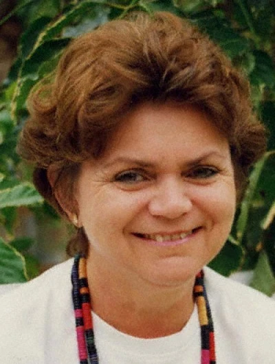 Bennett-Williams, Sue