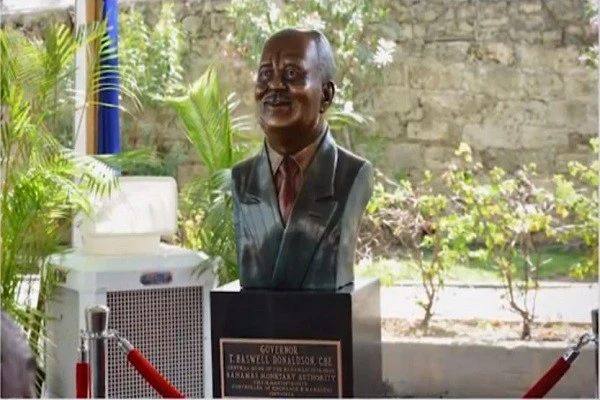 T BASWELL DONALDSON BUST UNVEILING